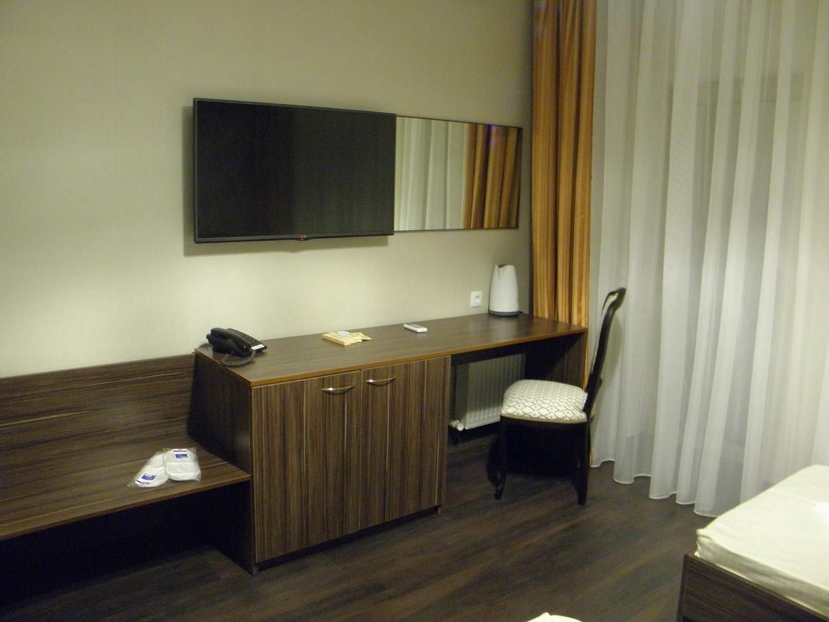 Krts Korona Hotel Sudilovichi Luaran gambar